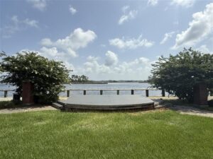 Mississippi: Public Art in Community